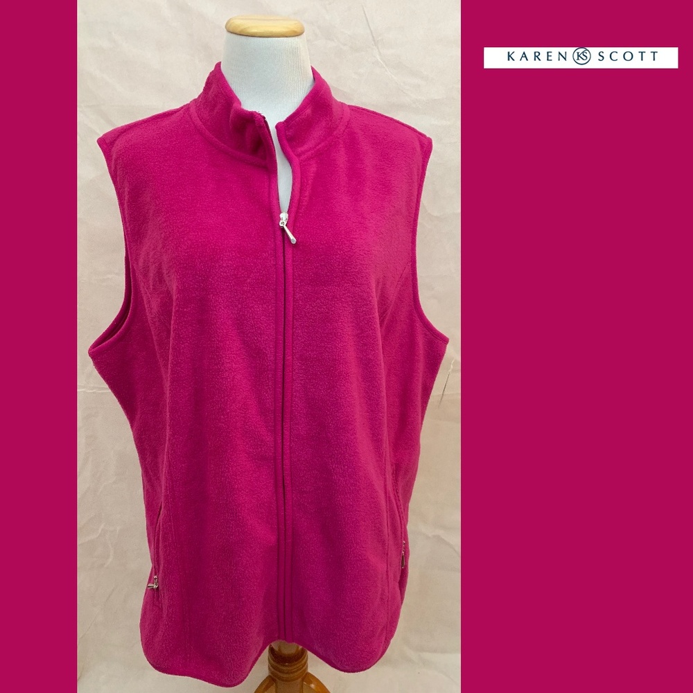 Karen Scott Zero Proof Fleece Vest